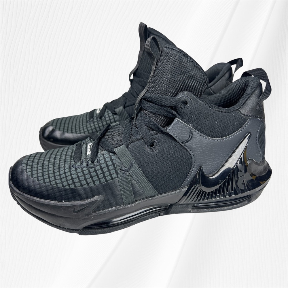 Nike LeBron Witness 7 Basketball Shoes Black Youth Size 7Y